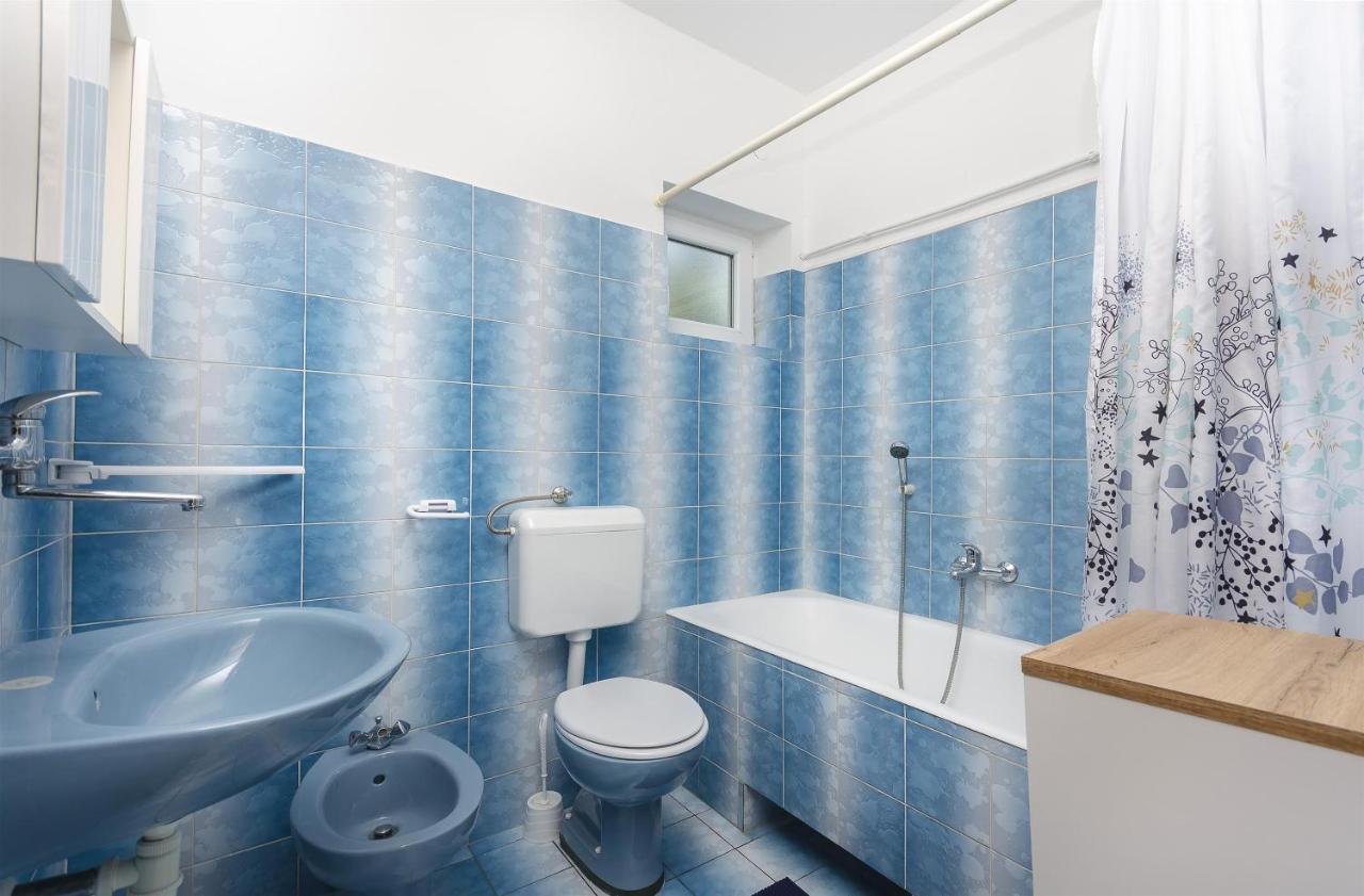 Apartments And Room Lotus Tribunj  Luaran gambar