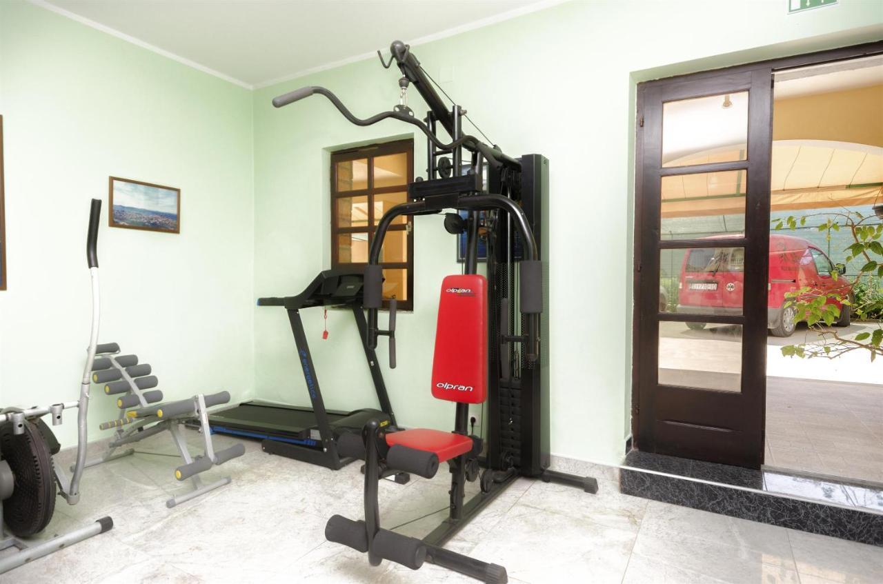 Apartments And Room Lotus Tribunj  Luaran gambar